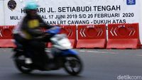 Jalan Setiabudi Tengah Ditutup untuk Pembangunan LRT