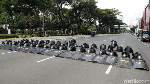 Marinir Hingga Brimob Bersiaga Amankan Istana Negara