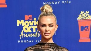 Foto: Si Seksi Lala Kent, Artis yang Pernah Dituduh Pelakor dan Candu Botox