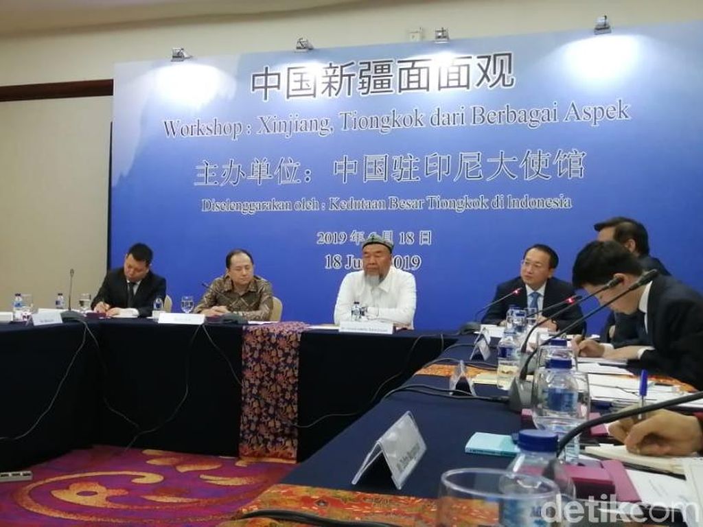 Kunjungi RI, Presiden Institut Xinjiang Cerita soal Sikap China ke Muslim Kunjungi RI, Presiden Institut Xinjiang Cerita soal Sikap China ke Muslim
