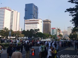 Massa Aksi Kawal Sidang MK Bubarkan Diri dengan Tertib