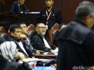 MK Anggap TSM Diperiksa Bawaslu, BW Sebut Ada Problem Paradigma MK Anggap TSM Diperiksa Bawaslu, BW Sebut Ada Problem Paradigma