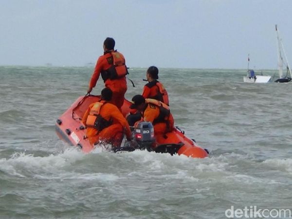 Proses Pencarian Korban KM Arim Jaya Terus Berlangsung