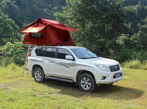 Pengendara Jayapura Ada yang Gunakan Tenda Atap Mobil Pengendara Jayapura Ada yang Gunakan Tenda Atap Mobil