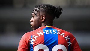 5 Pemain Termahal yang Dijual Palace Sebelum Eze: Olise, Wan-Bissaka