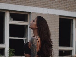 Selebgram yang Pose Seksi di Chernobyl Angkat Suara