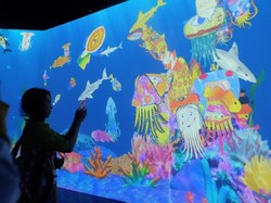 Serunya Menggambar hingga Main Perosotan Nyeni di teamLab Future Park