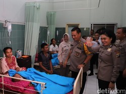 Puluhan Warga Ikut Operasi Bibir Sumbing Gratis di RS Bhayangkara Medan