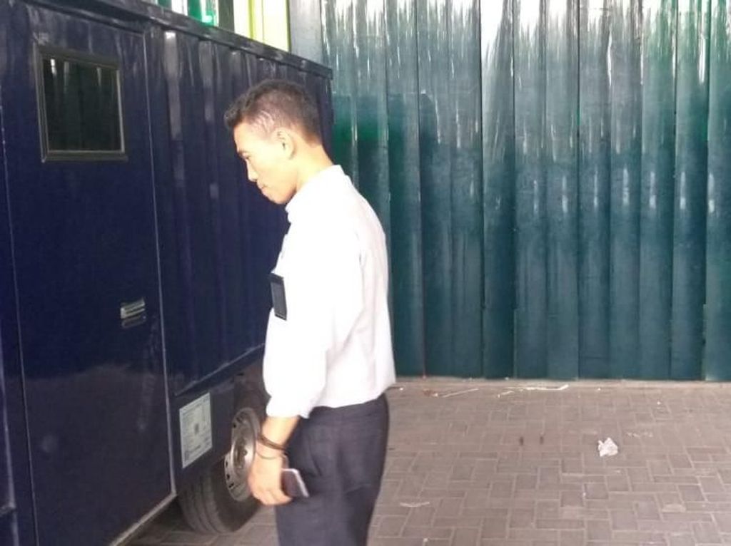 Polisi Curigai Sekuriti Terkait Raibnya Rp 91 Juta untuk Mesin ATM Polisi Curigai Sekuriti Terkait Raibnya Rp 91 Juta untuk Mesin ATM