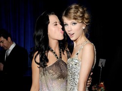 Damai Setelah 6 Tahun Musuhan dengan Katy Perry, Taylor Swift Lega