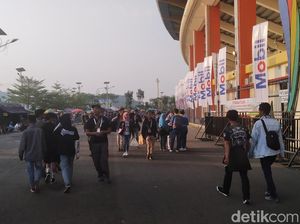 Bobotoh Padati Stadion Si Jalak Harupat Jelang Persib vs Tira Persikabo