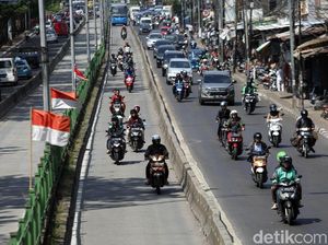 Viral Pemotor Terobos Busway di Jakbar Cekcok dengan Petugas, TransJ Selidiki