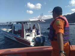 WN Amerika Hanyut Saat Main Paddle Board di Bali