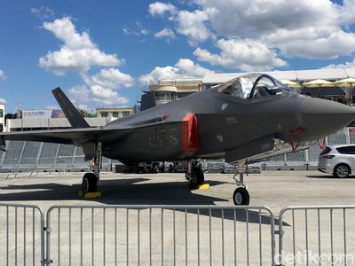 Deretan Mesin Perang AS yang Mejeng di Paris Air Show 2019