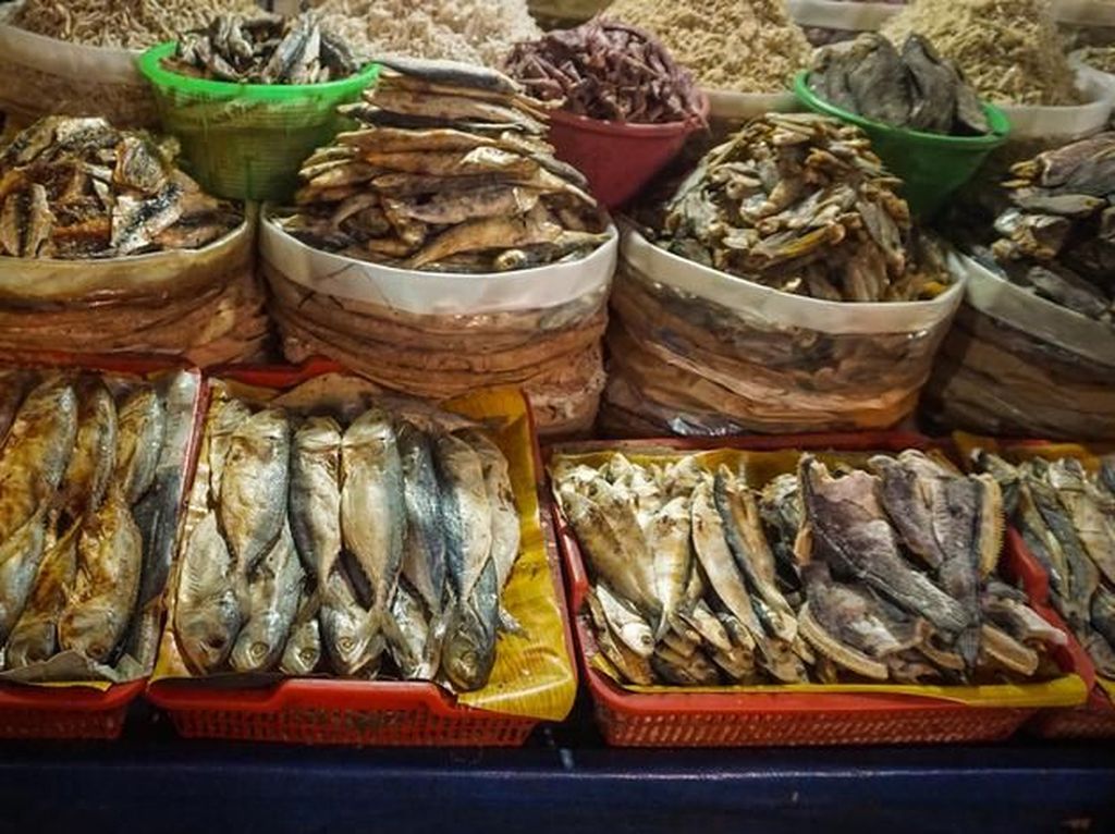 Risiko Kanker Ini Mengintai Jika Sering Makan Ikan Asin
