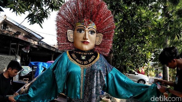 Eksistensi Ondel-ondel Jelang HUT DKI Jakarta