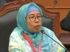Dihadirkan di MK, Pendamping Dana Desa Ungkap Arahan Nge-tweet Pro-01 Dihadirkan di MK, Pendamping Dana Desa Ungkap Arahan Nge-tweet Pro-01