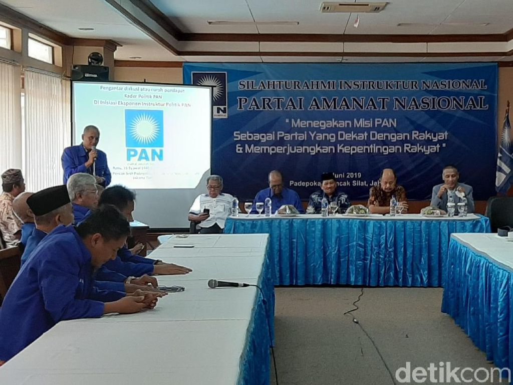 Instruktur Nasional PAN Minta DPP Tak Grasa-grusu, Solid di Koalisi Prabowo Instruktur Nasional PAN Minta DPP Tak Grasa-grusu, Solid di Koalisi Prabowo