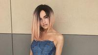 Gaya Seksi Rosie Mac, Pemeran Pengganti Emilia Clarke di Game of Thrones
