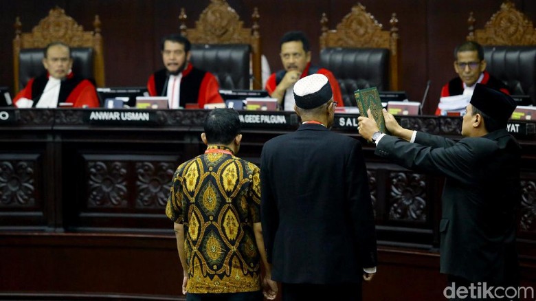 Tim Prabowo Ajukan Bukti soal DPT Tak Wajar 17,5 Juta, tapi Belum Lengkap Tim Prabowo Ajukan Bukti soal DPT Tak Wajar 17,5 Juta, tapi Belum Lengkap