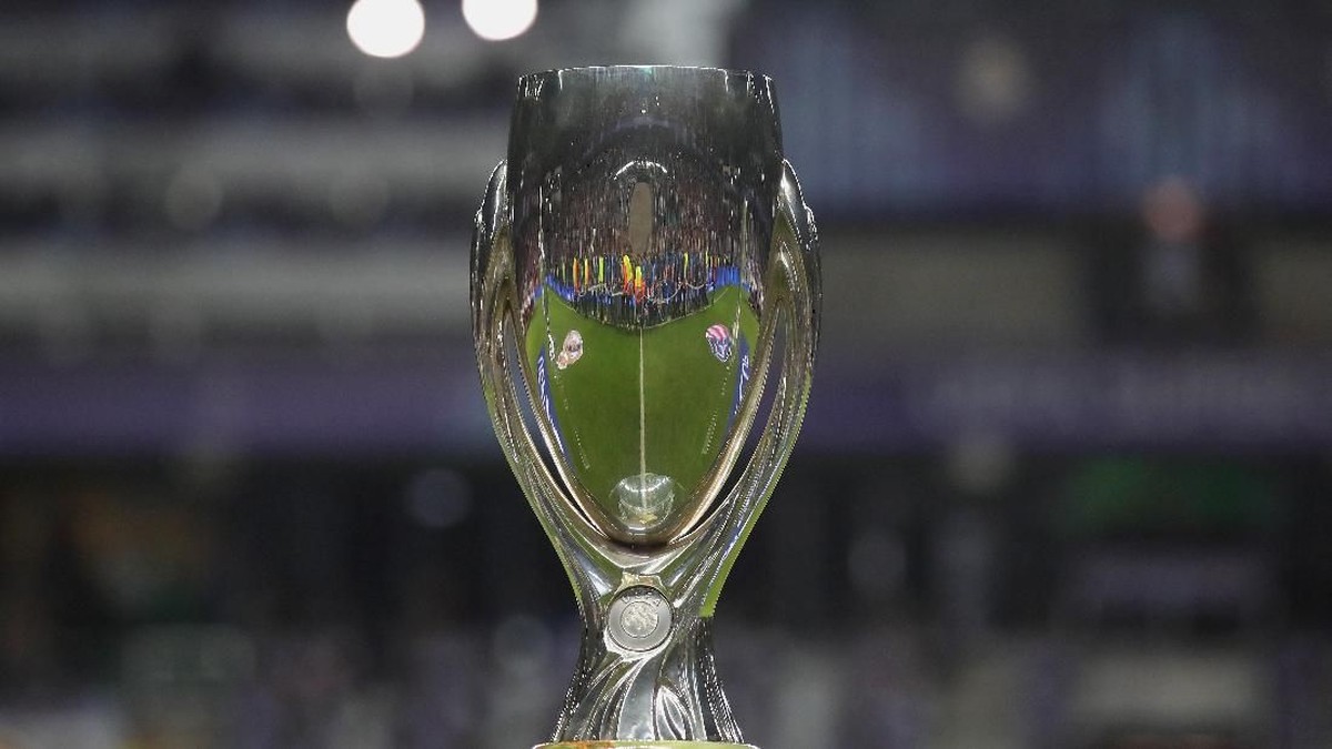 UEFA dikritik setelah usai mengizinkan Piala Super Eropa dihadiri 20 ribu penonton (Foto: Alexander Hassenstein/Getty Images)