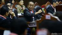 Potret Said Didu di MK, Bicara Soal Pejabat Anak Perusahaan BUMN