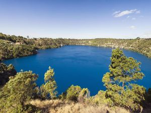 Potret Danau Terjernih di Dunia