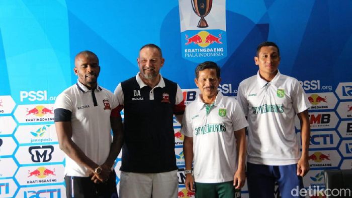 Persebaya vs Madura United berhadapan di perempatfinal Piala Indonesia. (Foto: Deny Prastyo Utomo/detikSport) Persebaya vs Madura United berhadapan di perempatfinal Piala Indonesia. (Foto: Deny Prastyo Utomo/detikSport)
