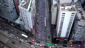 Potret Demonstran Hong Kong yang Tertib dan Jaga Kebersihan