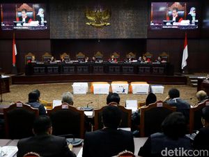 Video Tim Jokowi Ditegur karena Dinilai Beri Pertanyaan Jebakan Video Tim Jokowi Ditegur karena Dinilai Beri Pertanyaan Jebakan