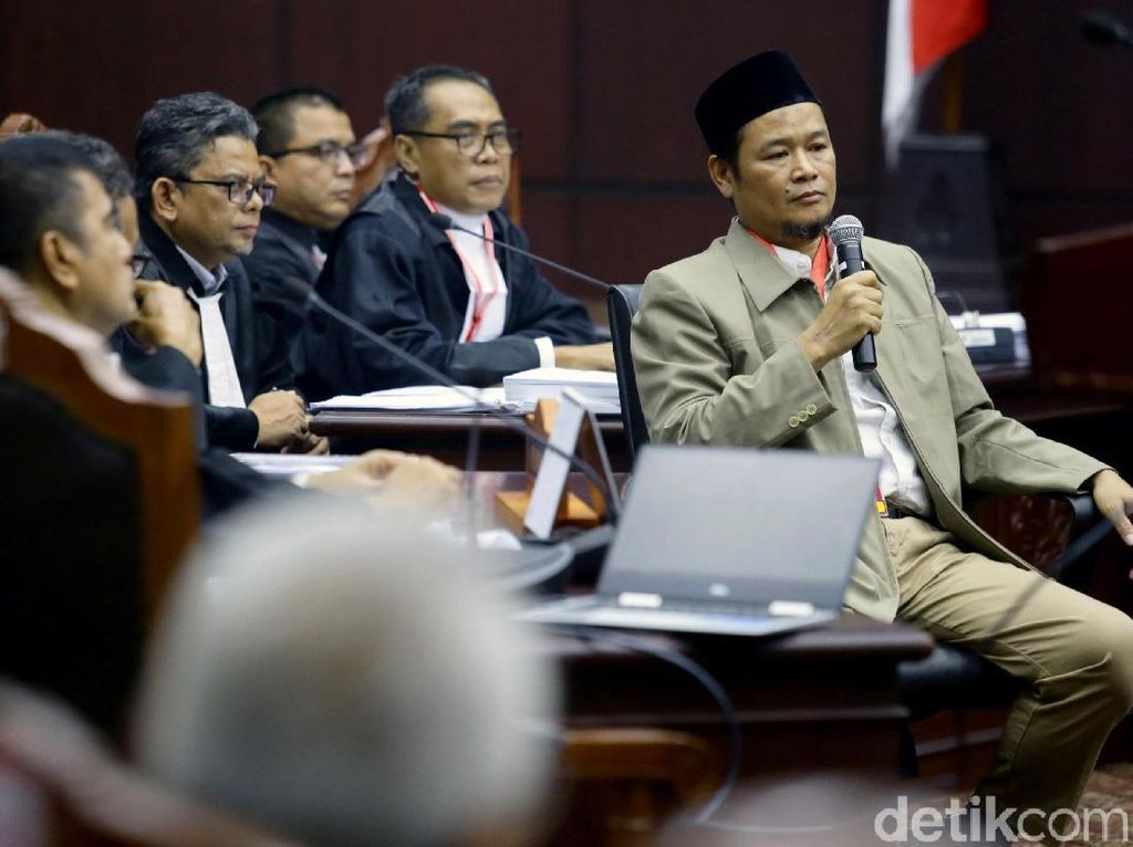 Ini Aturan Kode Wilayah KTP yang Diungkit Saksi Prabowo-Sandi Ini Aturan Kode Wilayah KTP yang Diungkit Saksi Prabowo-Sandi