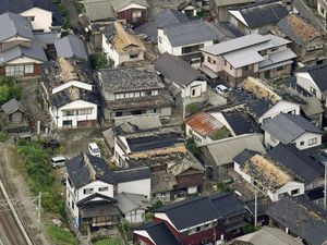 Begini Dampak Kerusakan Gempa M 6,7 di Jepang