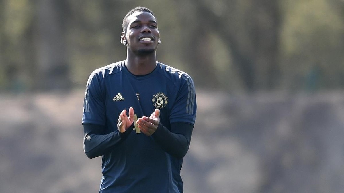 Paul Pogba akan terima bonus loyalitas wah dari Manchester United. (Foto: Nathan Stirk / Getty Images)