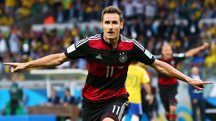 BELO HORIZONTE, BRAZIL - JULY 08:  Miroslav Klose of Germany celebrates scoring his teams second goal during the 2014 FIFA World Cup Brazil Semi Final match between Brazil and Germany at Estadio Mineirao on July 8, 2014 in Belo Horizonte, Brazil.  (Photo by Robert Cianflone/Getty Images)