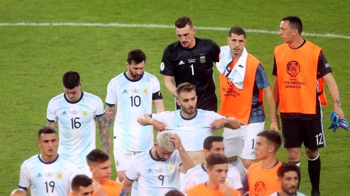 Argentina dan Lionel Messi di ujung tanduk terkait peluang lolos ke perempatfinal Copa America (Edgard Garrido/REUTERS)