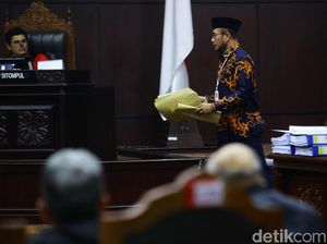KPU Tak Percaya Kualitas Saksi Prabowo Terkait Temuan Amplop
