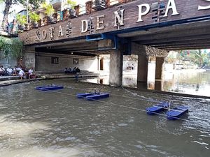 Satpol PP Denpasar Akan Tutup Usaha Sablon yang Merahkan Sungai Badung Satpol PP Denpasar Akan Tutup Usaha Sablon yang Merahkan Sungai Badung