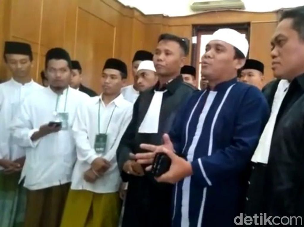 Saksi Ahli Tak Hadir, Sidang Video Hina NU Gus Nur Ditunda Saksi Ahli Tak Hadir, Sidang Video Hina NU Gus Nur Ditunda
