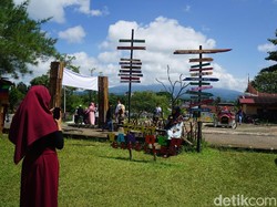 Pasar Van der Capellen, Destinasi Hits Kuliner di Sumbar