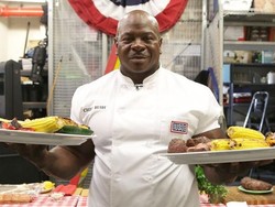 Wow! Berbadan Kekar, Chef Gedung Putih Ini Mantan Tentara