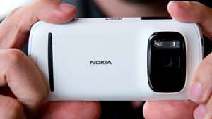 Mengenang Nokia 808 Pureview yang Kameranya Dahsyat