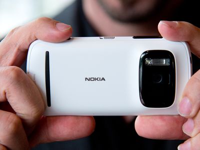 Mengenang Nokia 808 Pureview yang Kameranya Dahsyat