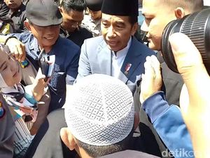 Saat Warga Surabaya Teriaki Jokowi Soal Zonasi
