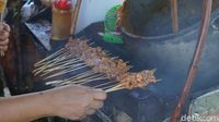 Foto: Liburan Sekolah, Ada Pasar Kuliner yang Hits di Tanah Datar
