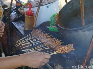 Foto: Liburan Sekolah, Ada Pasar Kuliner yang Hits di Tanah Datar