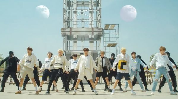 Mengintip Petualangan Stray Kids di Side Effect