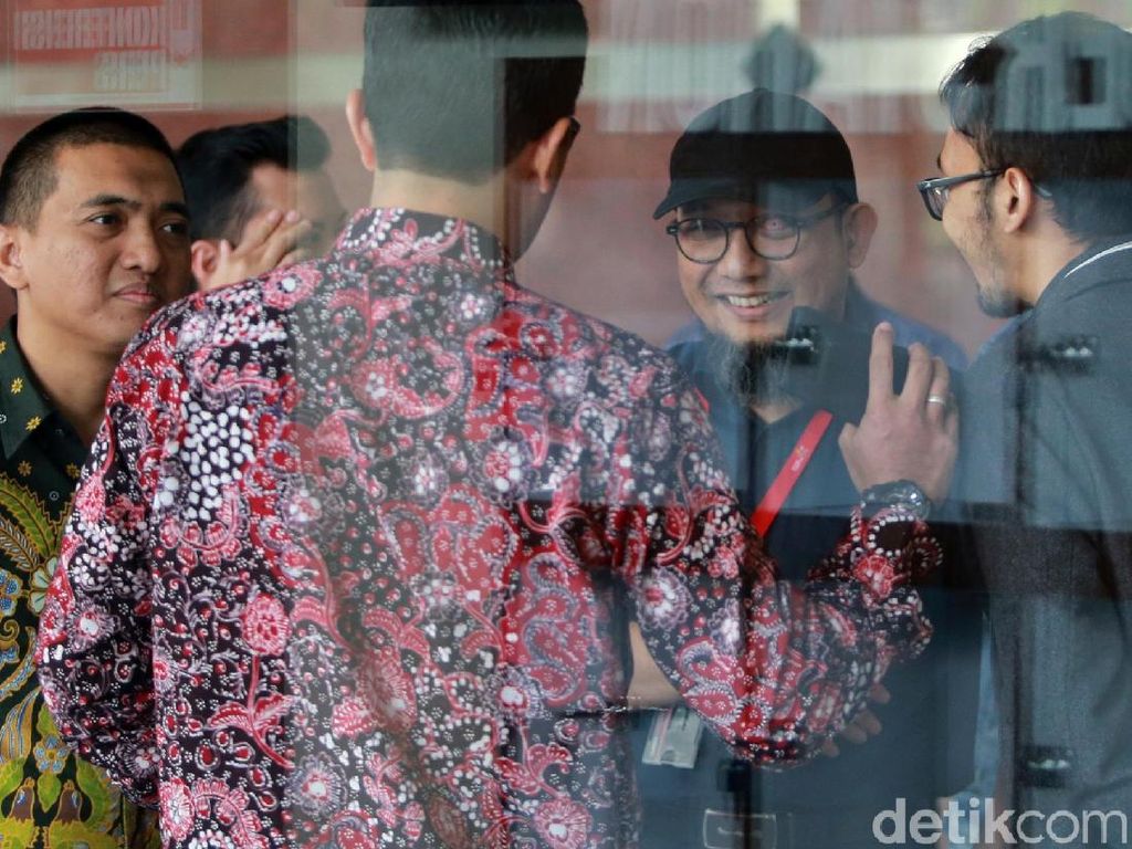 Deadline Kasus Novel Kian Dekat, Akankah Pelaku Dijerat? Deadline Kasus Novel Kian Dekat, Akankah Pelaku Dijerat?