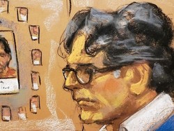 Pemimpin Sekte Seks New York Dinyatakan Bersalah Memperbudak Perempuan