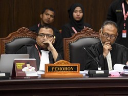 Denny Indrayana, Melamar ke Termohon Akhirnya Jadi Kuasa Pemohon