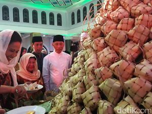 Menteri Rini Minta Doa Kiai Agar Jokowi Jadi Presiden Lagi Menteri Rini Minta Doa Kiai Agar Jokowi Jadi Presiden Lagi